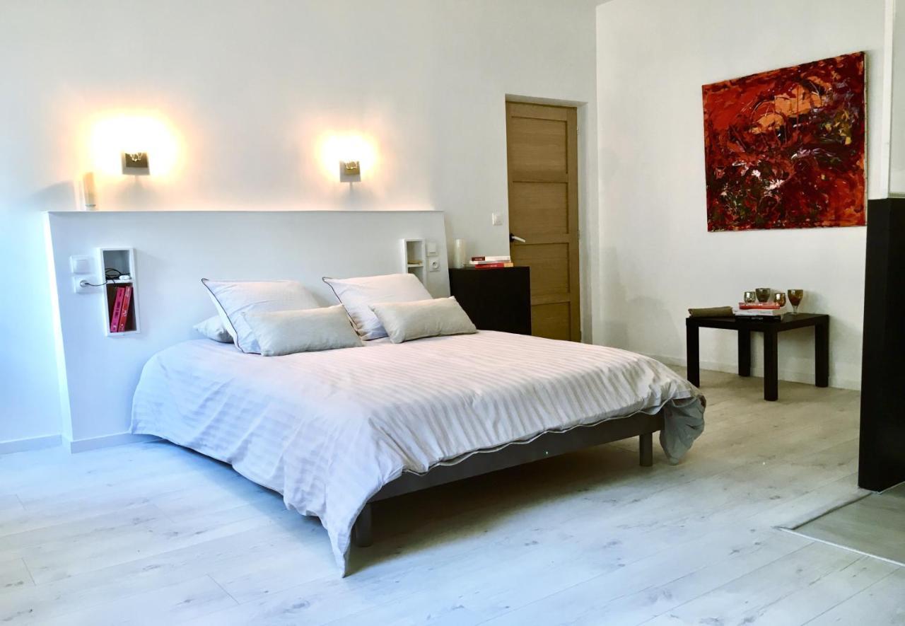 Passage Du Saumon Apartment มองตริชาด์ ภายนอก รูปภาพ